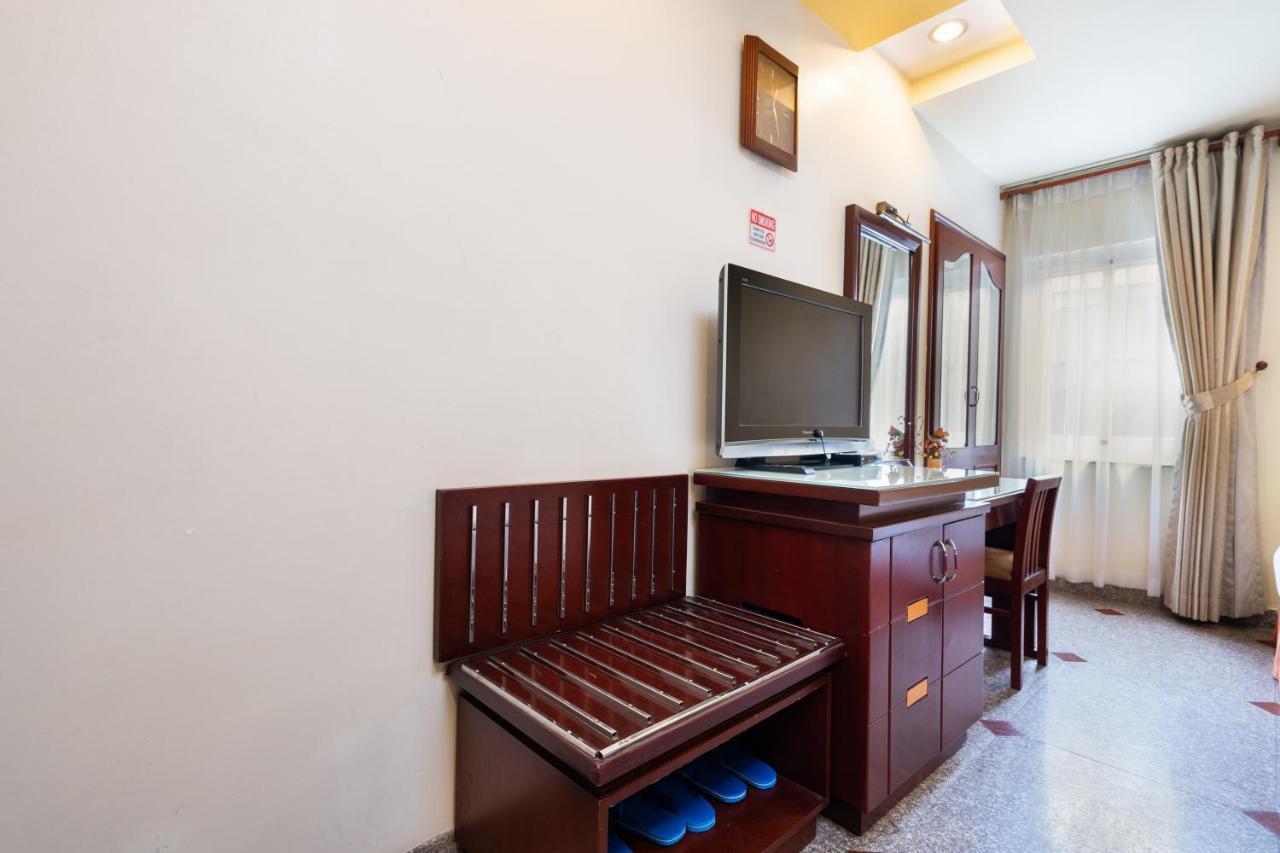 Lucasta Saigon Hotel Thành Pho Ho Chí Minh Esterno foto