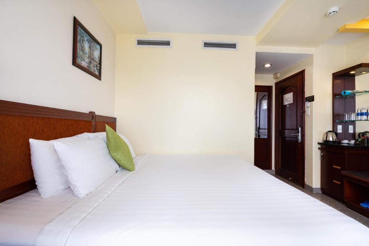Lucasta Saigon Hotel Thành Pho Ho Chí Minh Esterno foto