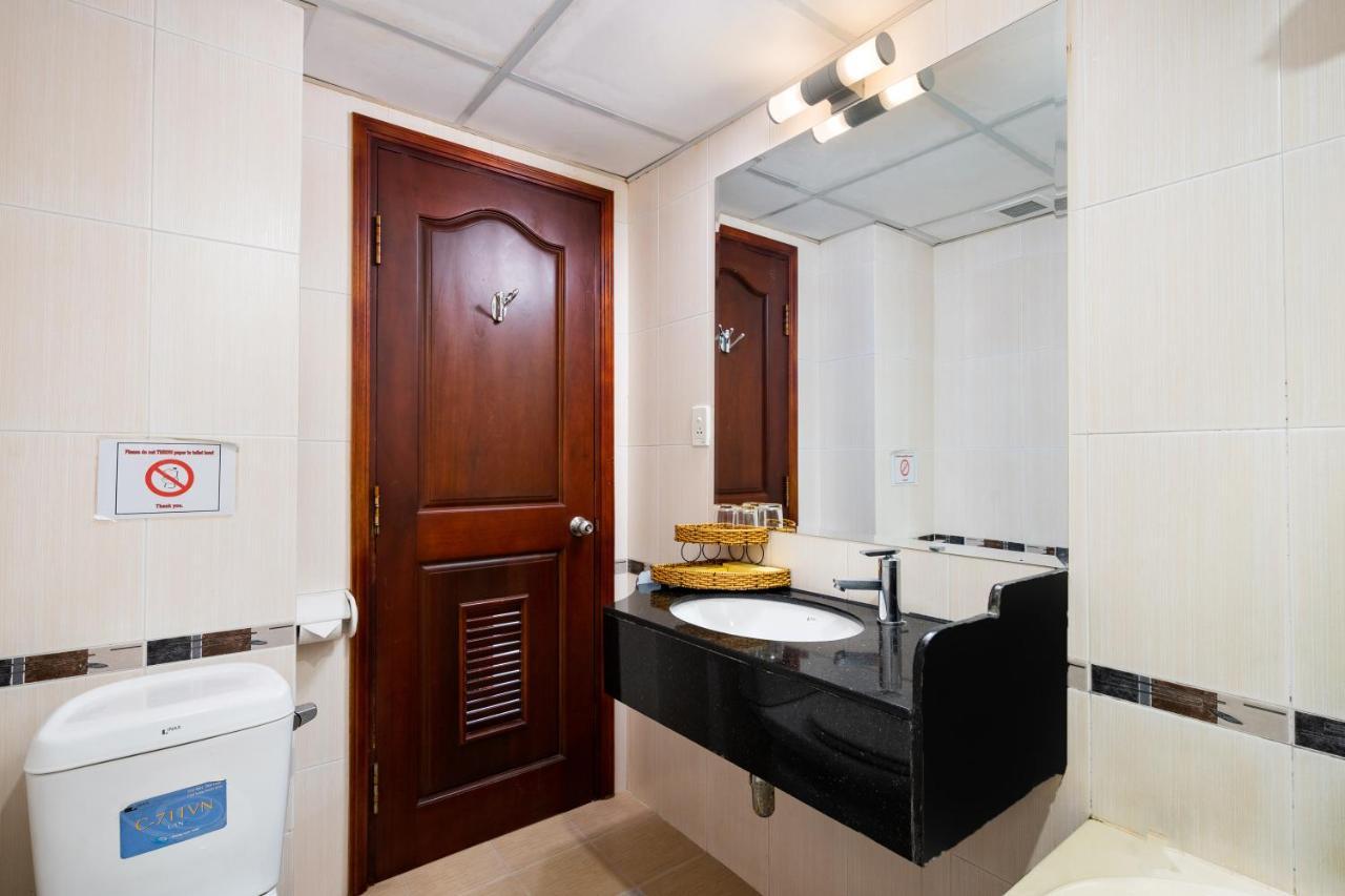 Lucasta Saigon Hotel Thành Pho Ho Chí Minh Esterno foto